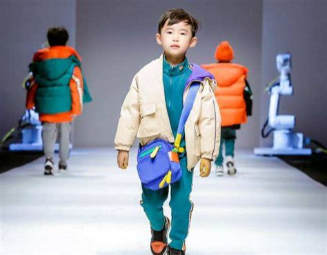 童装
